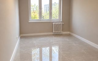 3 camere Emil Racovita Berceni  etajul 1 66 mp loc parcare si boxa - Poză 2