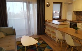 Apartament cu 2 camere, 56 mp in Europa, zona Luminia ! - Poză 2
