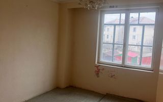 De vânzare apartament 3 camere – Decomandat - Aleea Suica - Poză 3