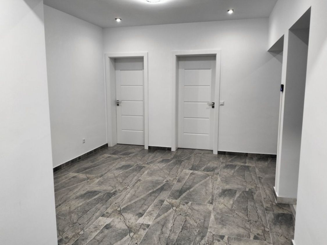 Casa de vanzare Lazuri - Poză 2