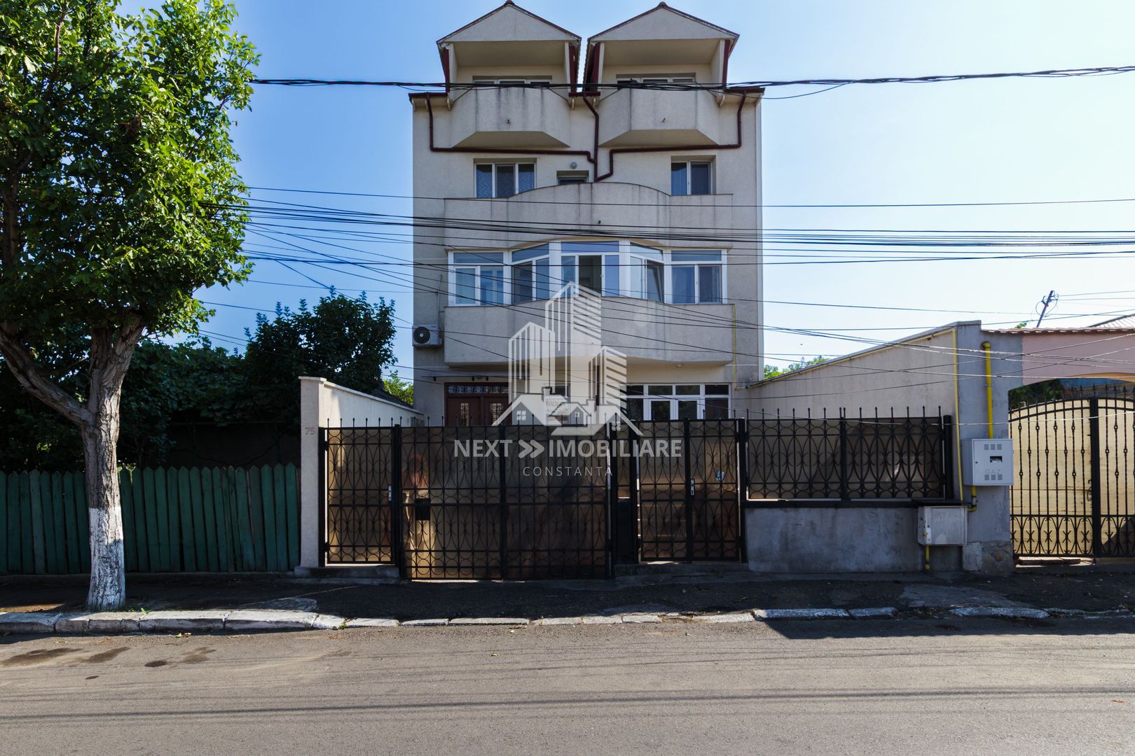 Vila S+P+2E+ M, garaj si spatiu comercial, Km4-5 - Poză 18