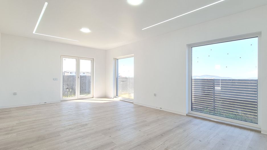 Casa individuala 4 camere 3 bai si garaj Cartier Izvor - Poză 2