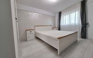 Liber, mobilat, de vanzare apartament 2 camere, Cug Pepiniera - Poză 6