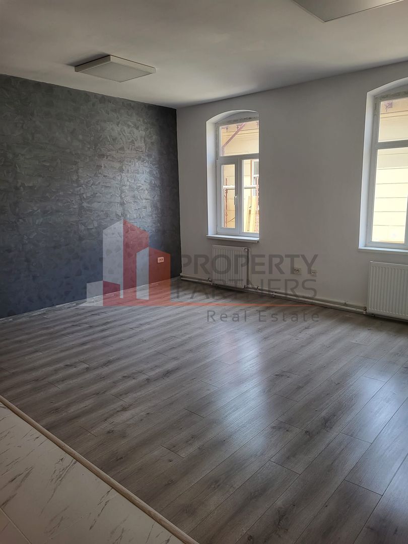 Spatii de birou Premier Business Center - Poză 3