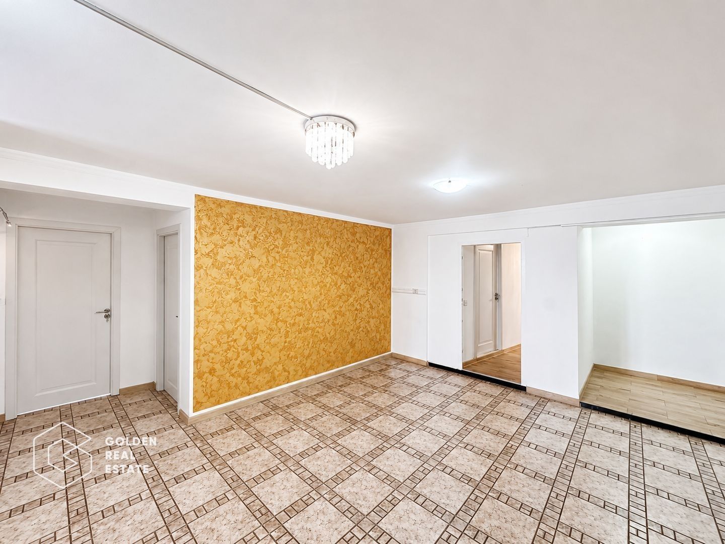 Spatiu pretabil salon infrumusetare, cabinet, 8 camere, Boul Rosu, 200mp - Poză 3