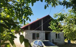 Casă de vânzare pe malul Prutului – Moreni, Iași, teren 960 mp, zonă liniștită - Poză 1