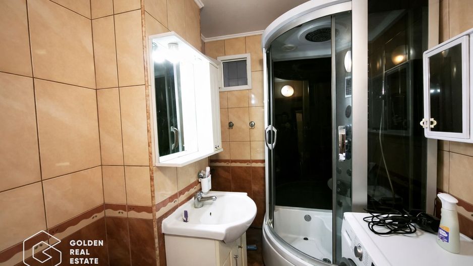 Apartament spatios si practic, centrala proprie, Micalaca - Poză 6