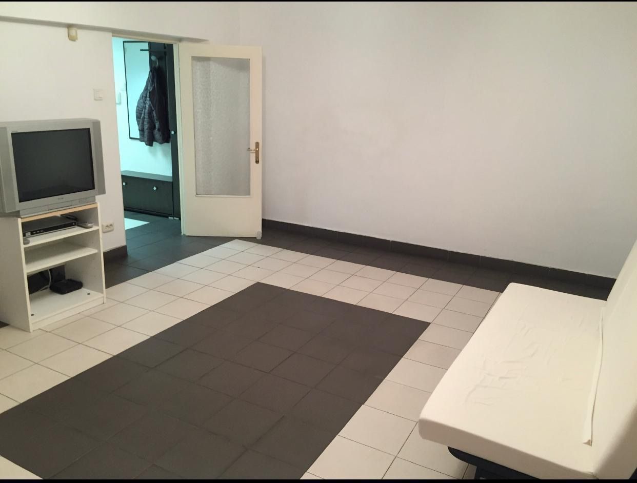 Apartament 2 camere decomandat, 60 mp, bloc 1990 - Poză 15