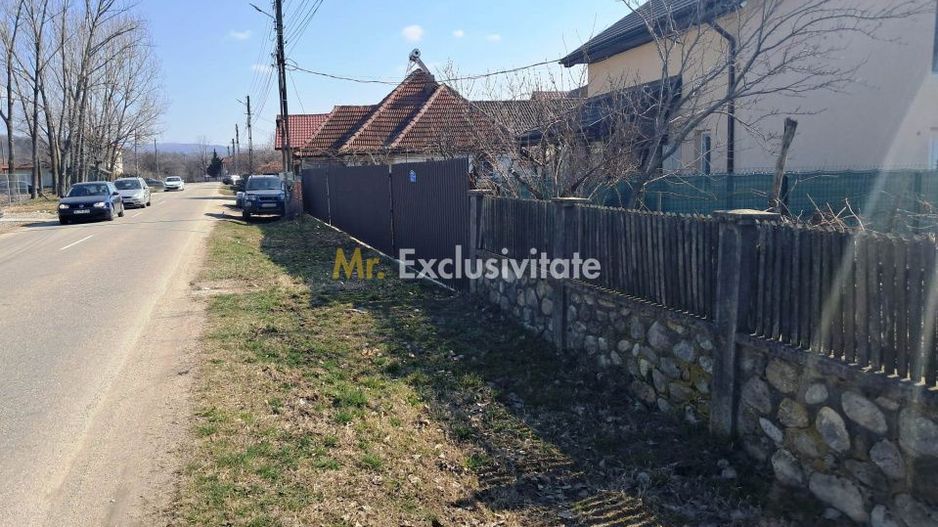 Casă și teren Polovragi - Poză 3