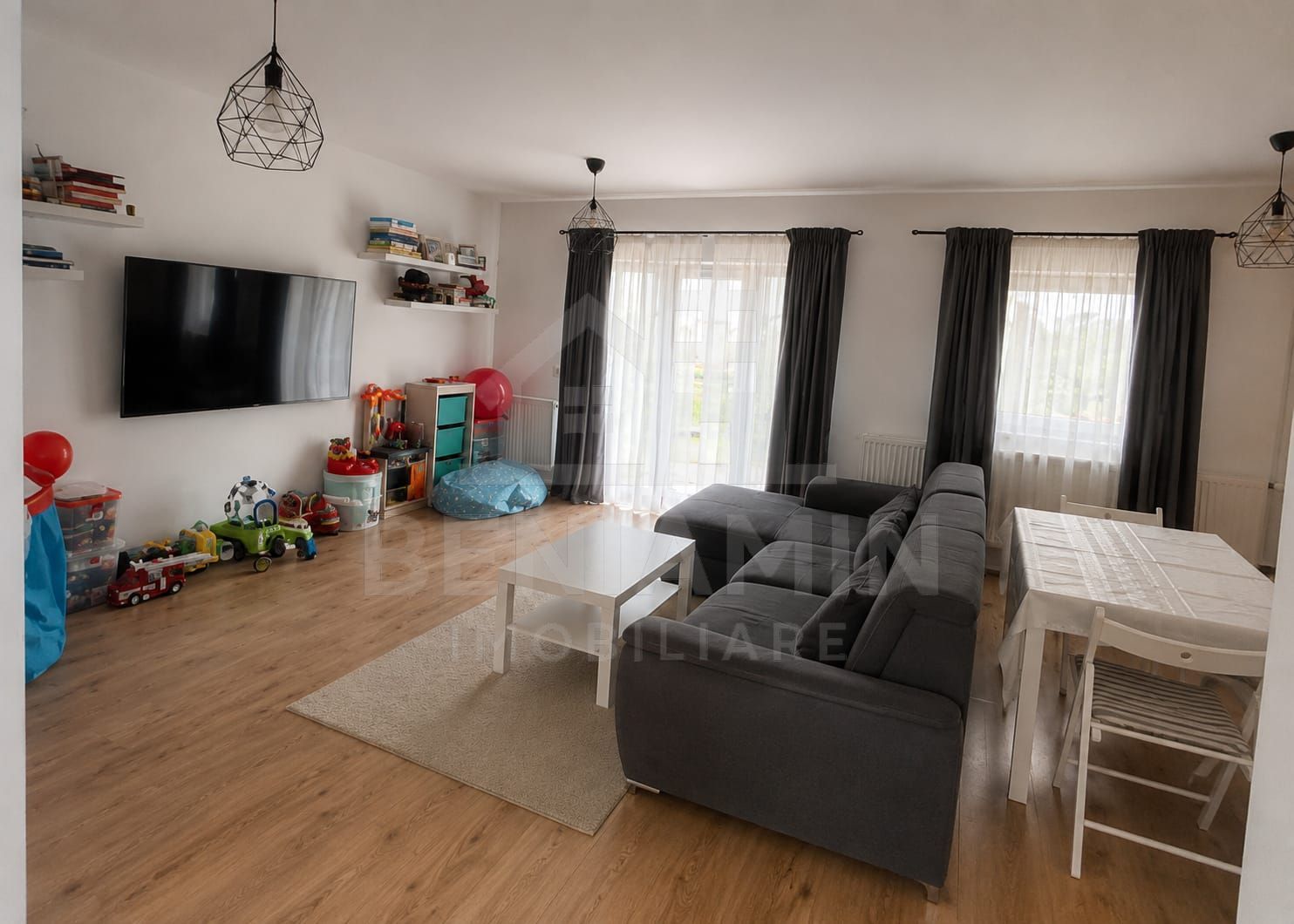 Casa moderna Parter plus Etaj - Zona Damila - Poză 8