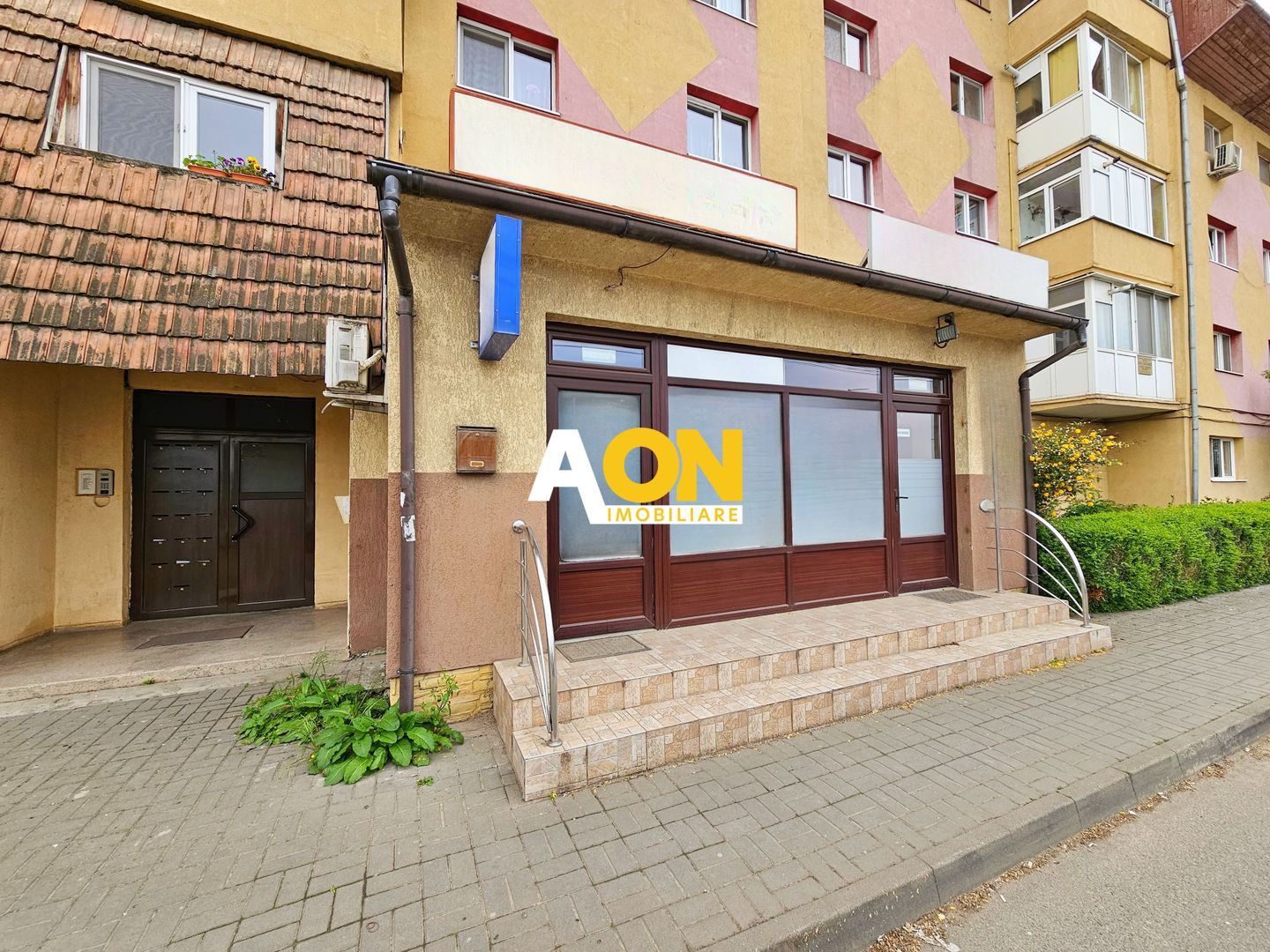 Spatiu comercial sau de birou, 25 mp utili, vad comercial foarte bun - Poză 5