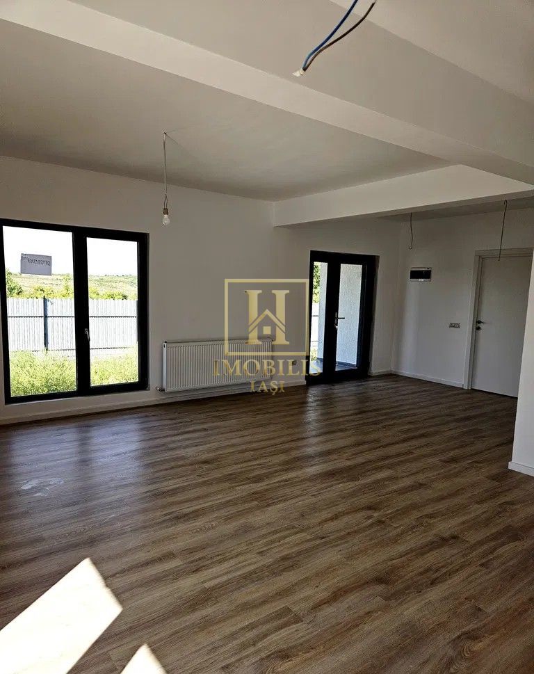 Casa plan parter 350 mp teren Visan 134000 euro - Poză 3