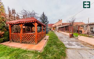 Casă cu 4 camere și 1044 mp Teren - Aradul Nou - Arad - Poză 15