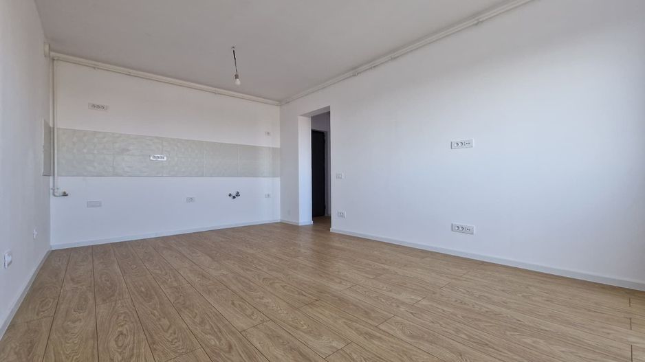 Garsoniera dubla 36 mp, dormitor separat, bloc 1984, renovata integral - Poză 8