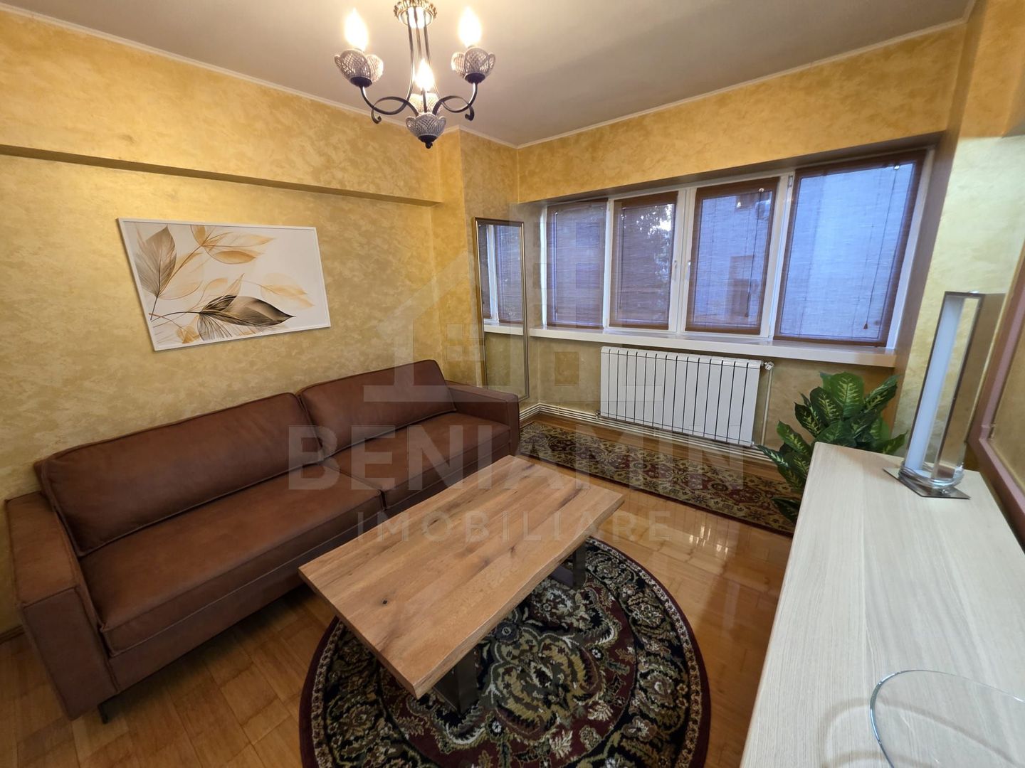 4 camere - etaj 1 - 94mp -mobilat-utilat- centrala - parcare - Teatru - Poză 5