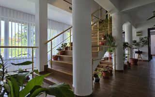 VANZARE CASA 7 CAMERE | PISCINA ACOPERITA | ZONA VATRA LUMINOASA - Poză 1