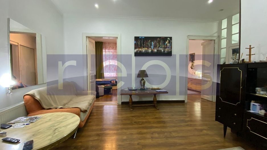 Apartament in vila centrala- Dacia – Spațiu Generos - Poză 1