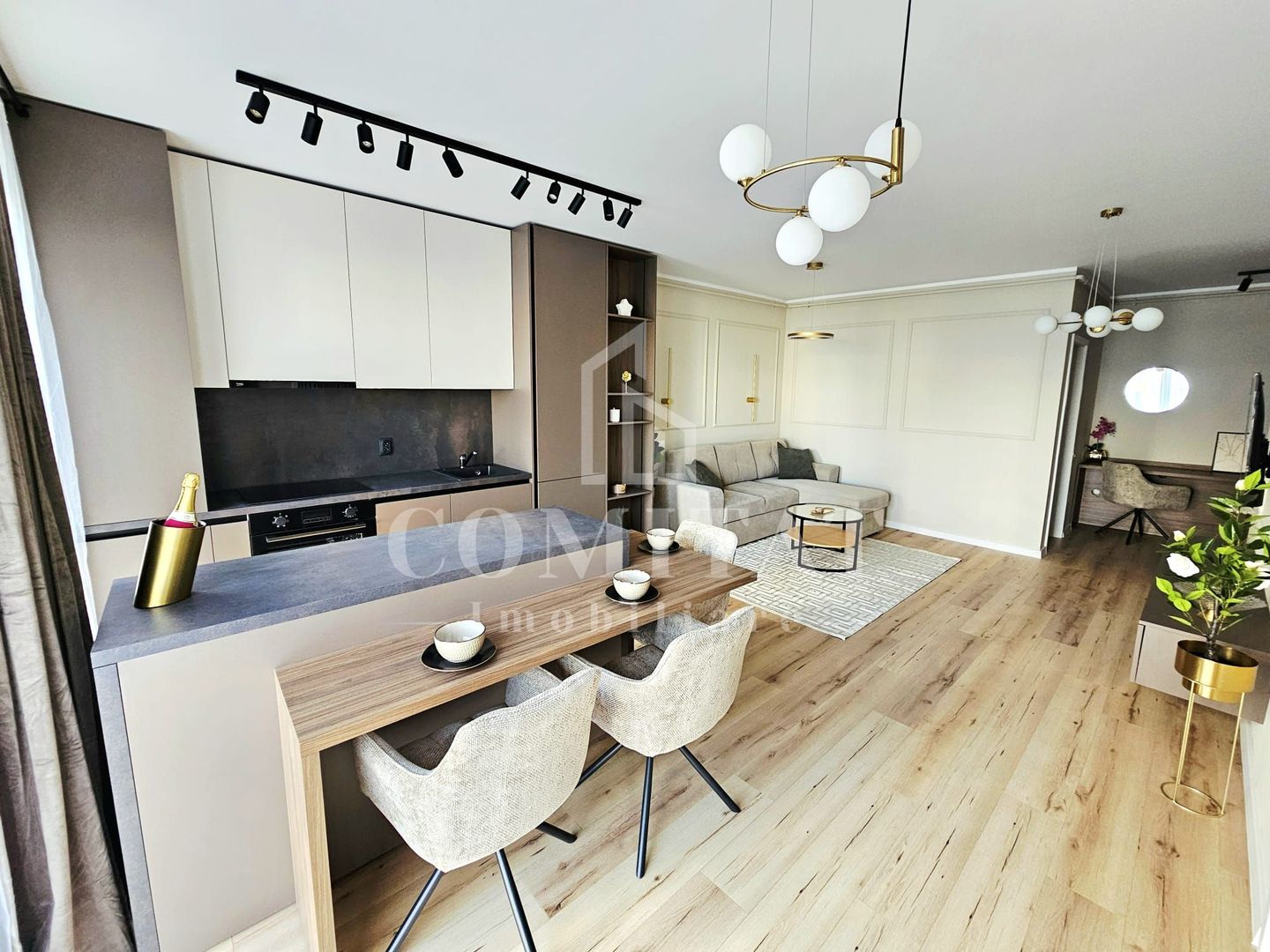 Apartament ultrafinisat | Etaj intermediar | Zona Str Tineretului - Poză 5