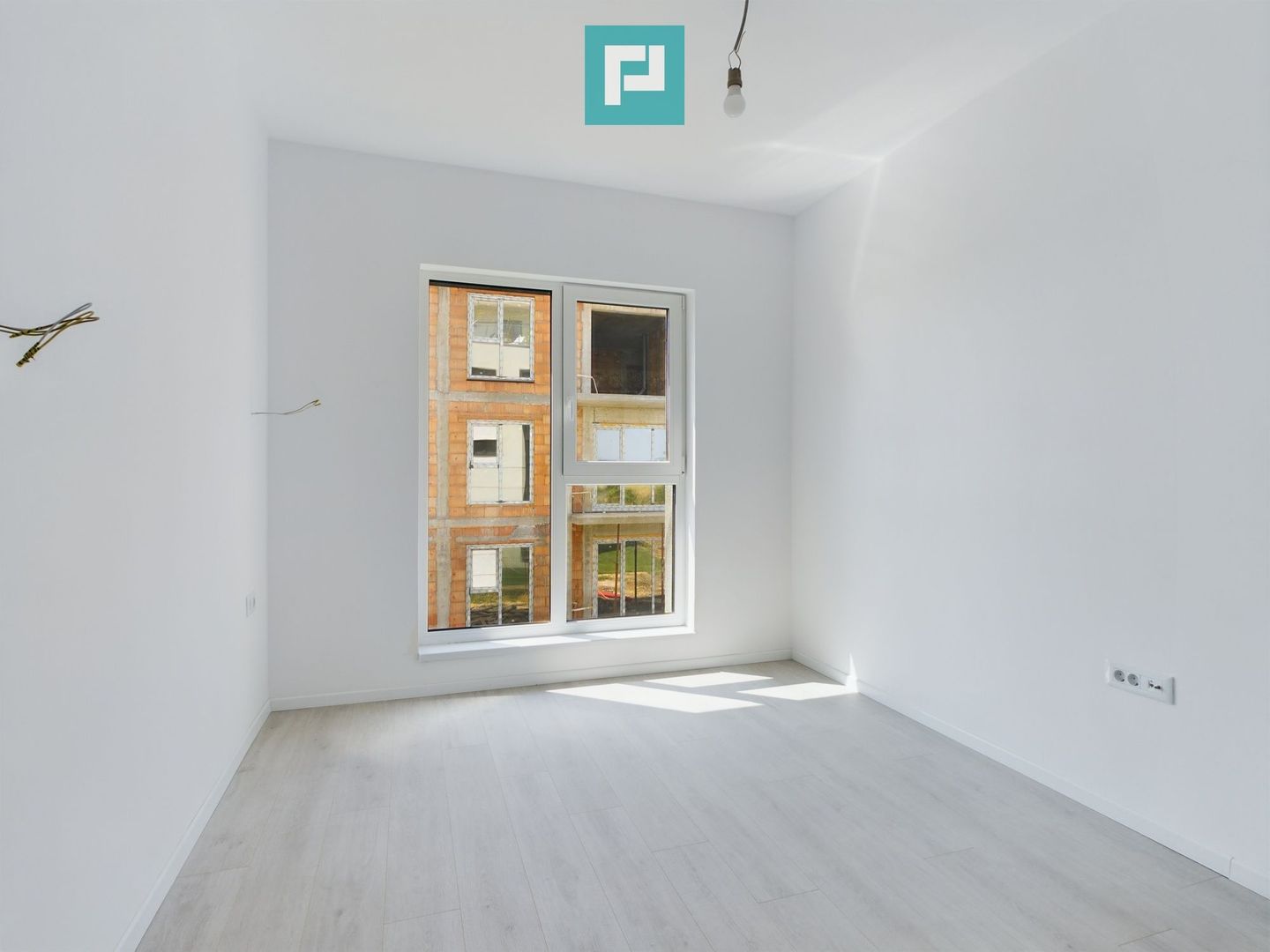 Apartament nou cu 3 camere în Via Carmina - Poză 3