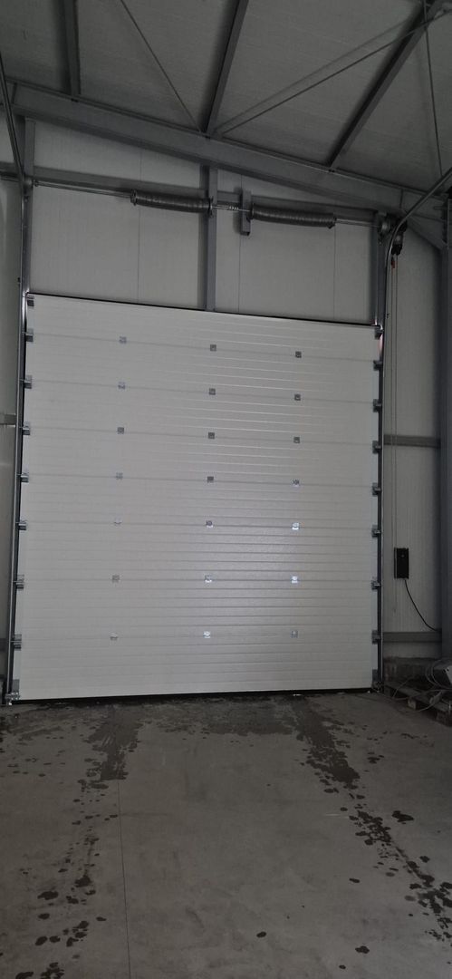 De vanzare hala industriala de 300 mp in Prelungirea Garii Catelu - Poză 10