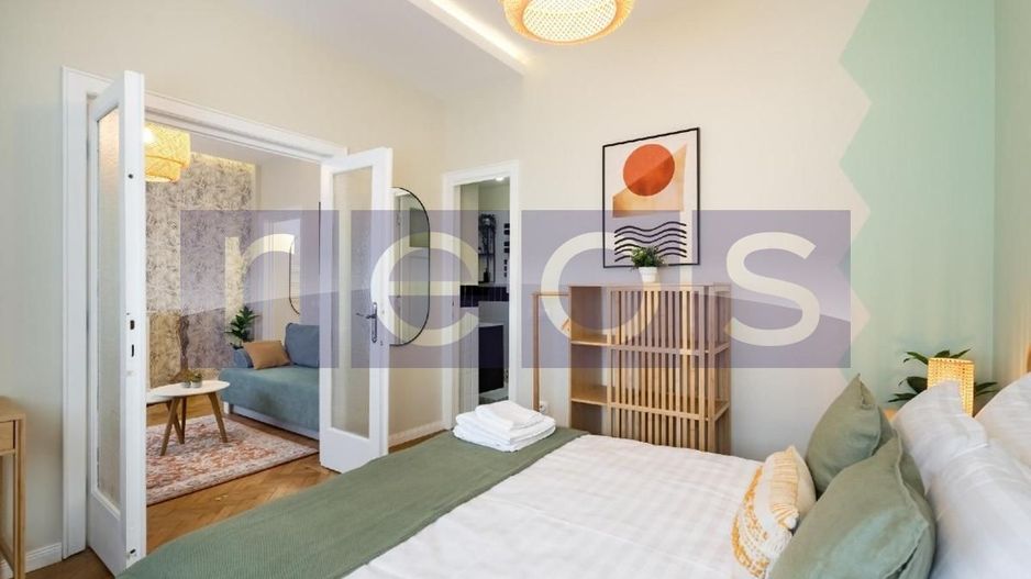 VANZARE APARTAMENT BOEM 2 CAMERE 50MP ULTRACENTRALA TERASA PANORAMICA - Poză 6