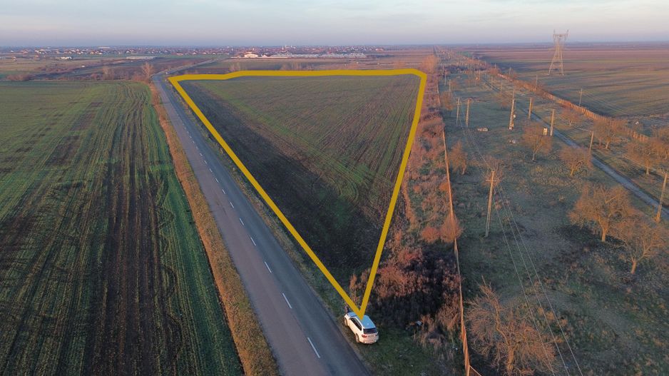 Teren de vanzare pentru proiect constructie case - Arad 6,74 ha - Poză 4