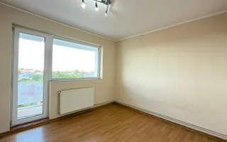 Apartament 3 camere MV1, Etaj IV / Str. Narcisei Nr.9 / Carei - Poză 12