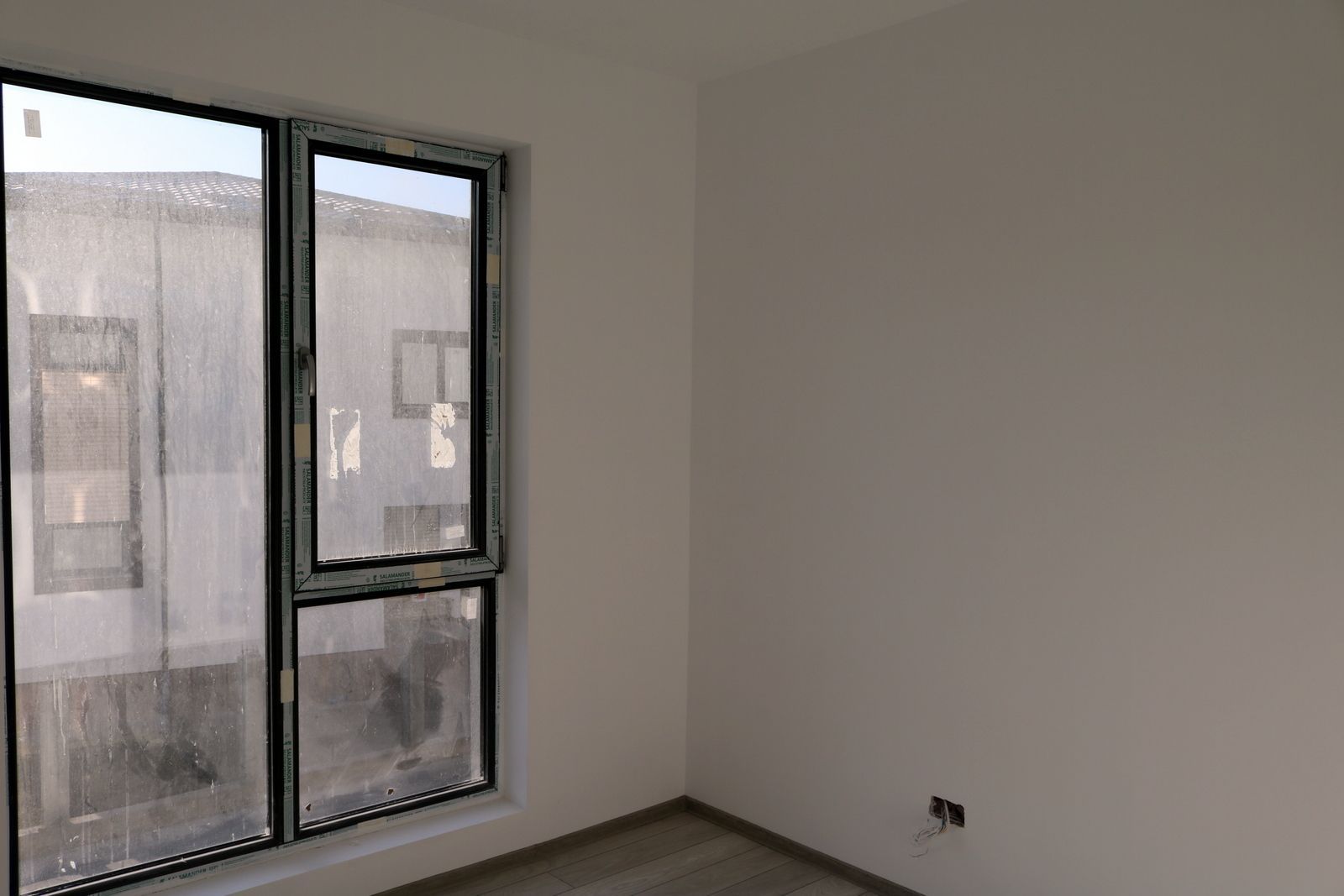 Apartament nou cu parcare - Poză 10