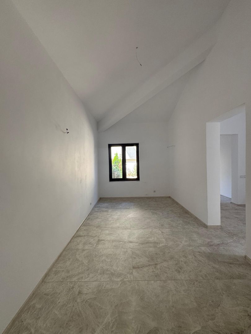 VILĂ CU POTENȚIAL MULTIPLU| HERASTRAU - Poză 18