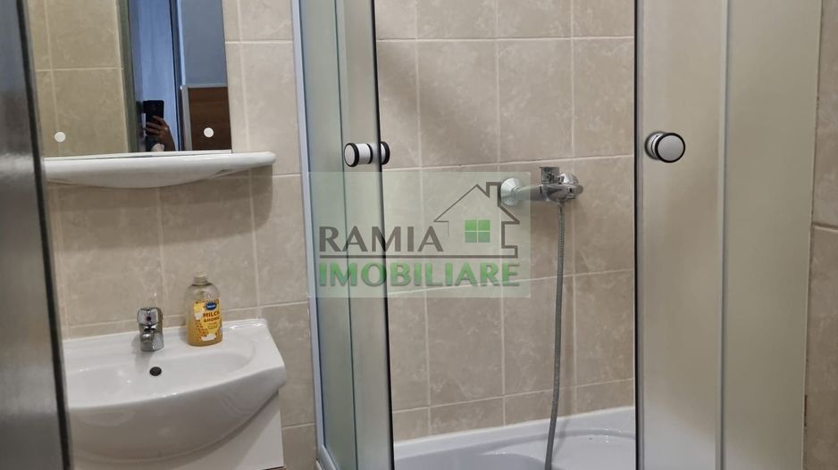 Apartament 2 camere de închiriat în Piața Sfatului, Centrul Istoric - Poză 12