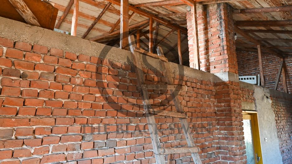 Casa cu 6 camere de vanzare | Zona Ultracentrala, Baicoi | Comision 0% - Poză 31