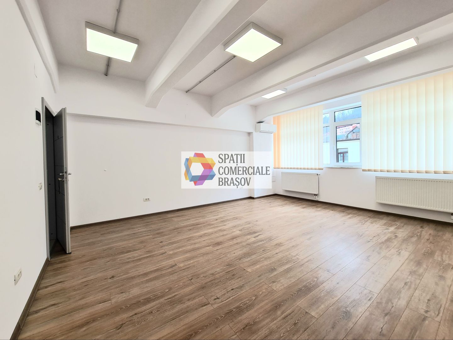 Spatiu birouri de închiriat Brasov - 40 mp # spatii-comerciale-brasov.ro - Poză 1