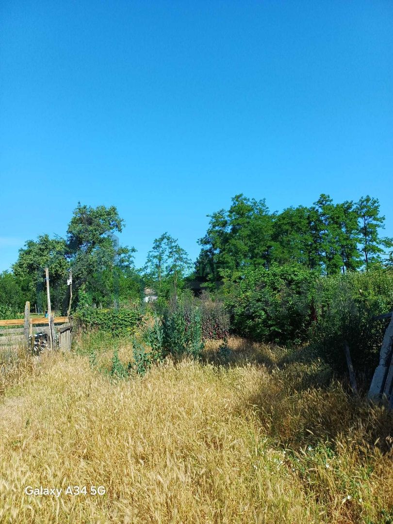 Teren 1067 mp în Grozești, județul Iași, cu utilități și anexe - Poză 4
