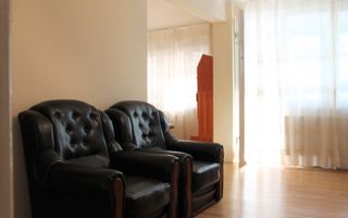 Ultracentral, Piata Victoriei, Opera - Poză 1