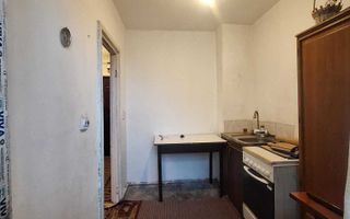 Apartament 3 camere decomandat – spațiu generos - Poză 2
