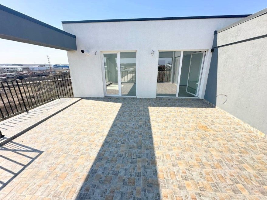 Apartament 3 camere + terasă 40 mp | Preț imbatabil în Otopeni - Poză 1