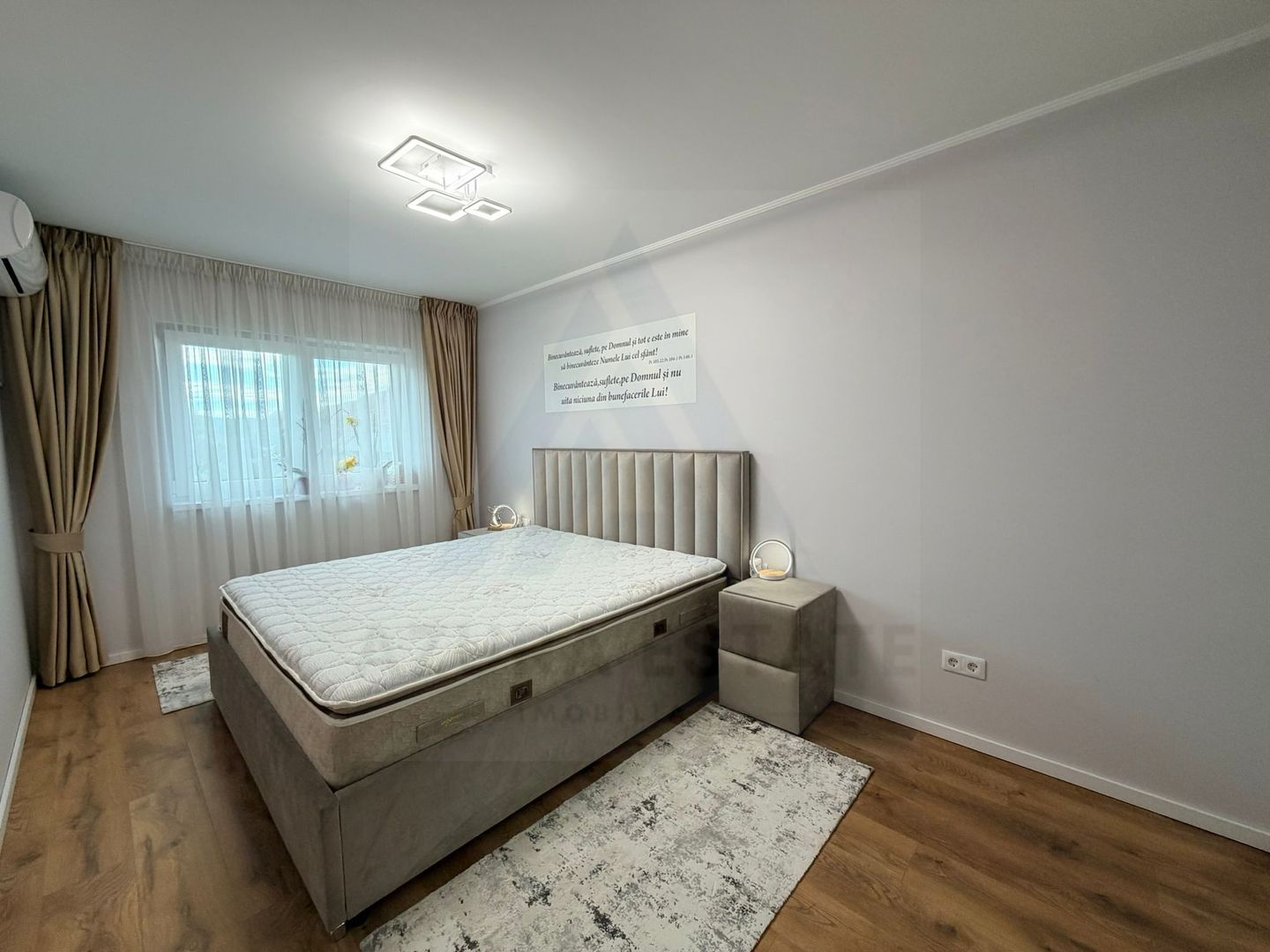 Casa individuala utilata 4 camere 120 mp utili garaj si teren Cristian - Poză 2