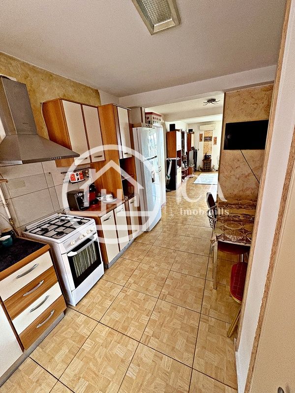 Casă de închiriat cu 4 camere în Sântandrei, Bihor - Poză 10