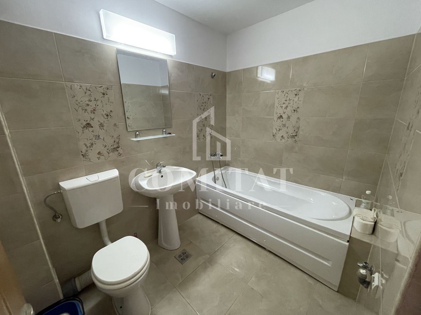 Apartament 2 camere | Semidecomandat | Str Florilor - Poză 9