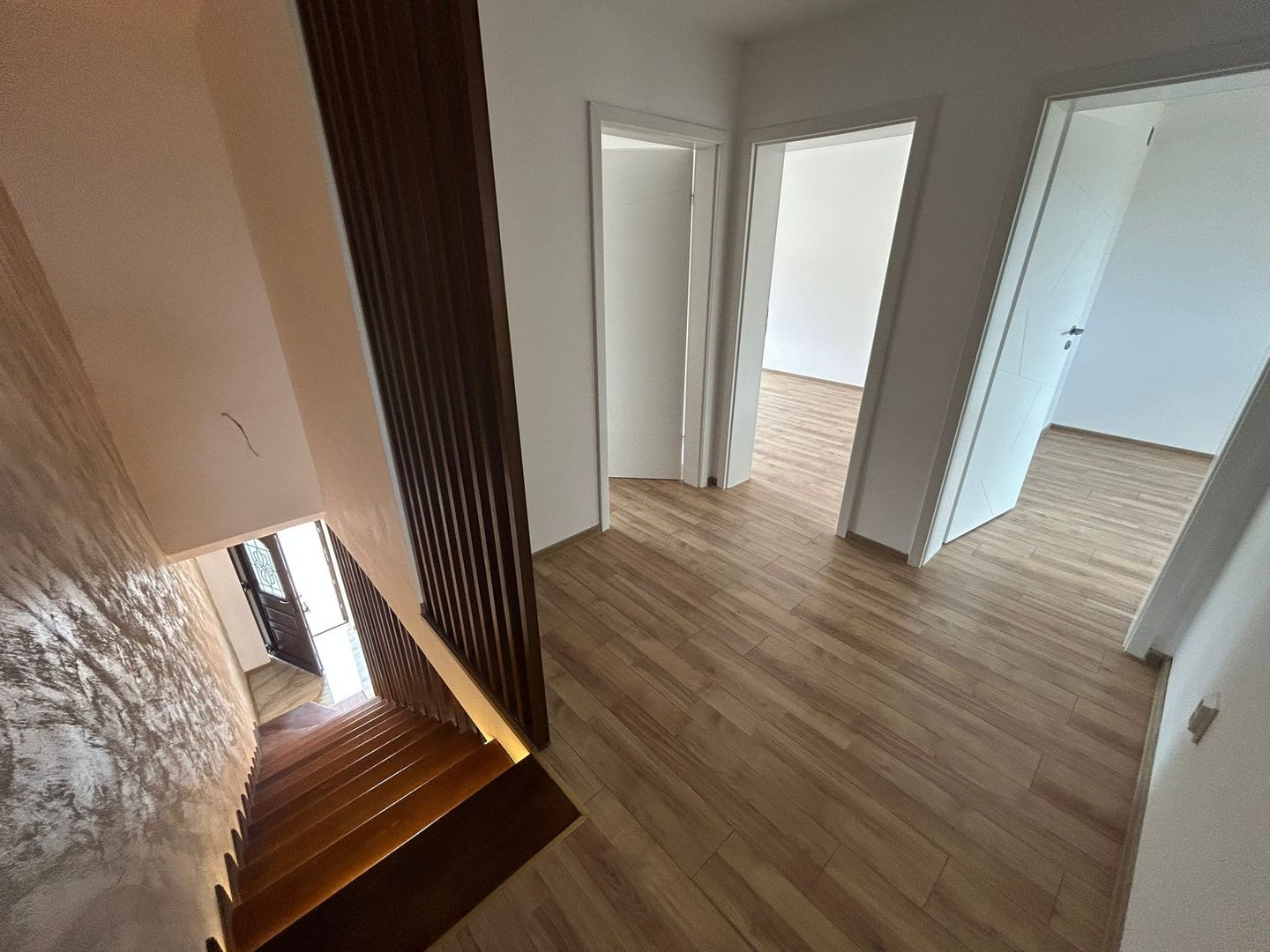 Casa tip duplex modern - Zona Gara - Poză 12