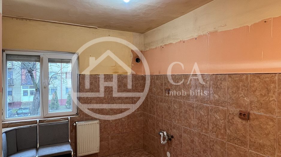 Apartament cu 3 camere de vanzare in zona Velenta, Oradea - Poză 5