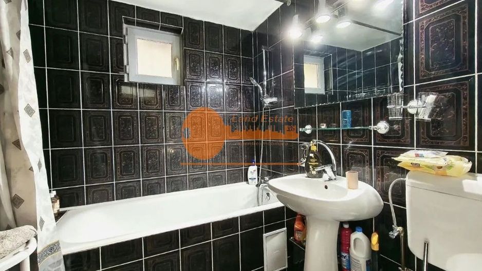 Apartament 2 camere in zona Rahova Bloc Reabilitat - Poză 2