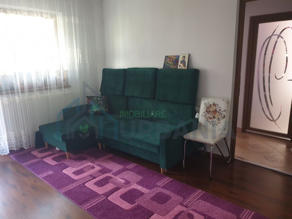 Apartament 3 camere cochet în Piatra Neamț, etaj 3, poziție foarte bună - Poză 1