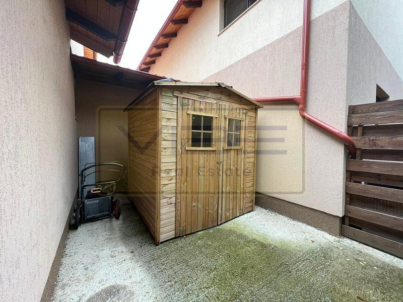 Vila moderna 4 camere 2 bai Popas Pacurari - Poză 20