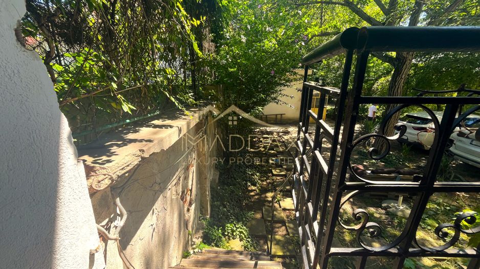 Apartament parter Piața Romană | 5 camere | Curte | 8 Locuri de Parcare - Poză 19