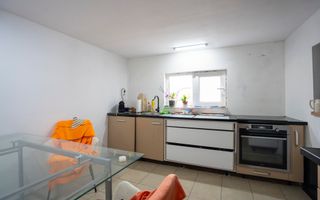 Casa 5 camere in Rogerius, la bulevard, cu acces auto - Poză 6