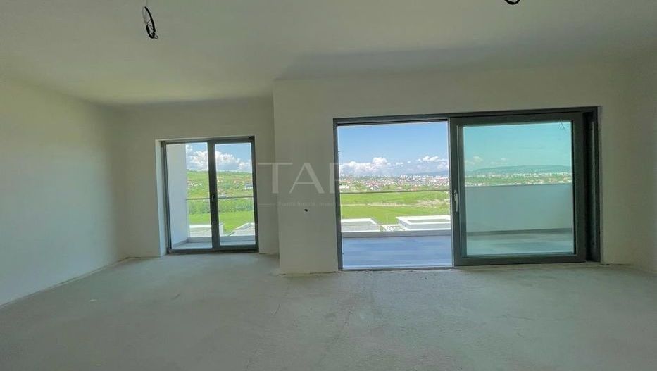 Casa tip duplex, 4 camere, zona Borhanci - Poză 1
