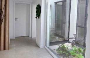 Casă modernă complet mobilată și utilată, 103 mp utili, teren 434 mp, 2025 - Poză 9