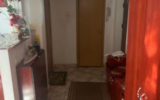 Vand apartament 3 camere - Poză 3