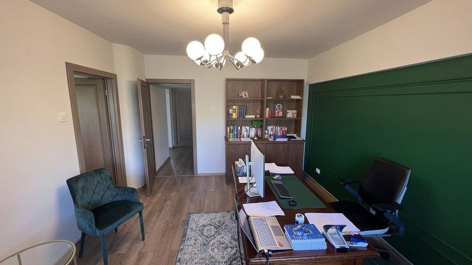 Apartament 4 camere I Centrul Civic I Oportunitate Rară - Poză 3